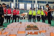 Gần 2.000 học sinh tham gia ngày hội STEM
